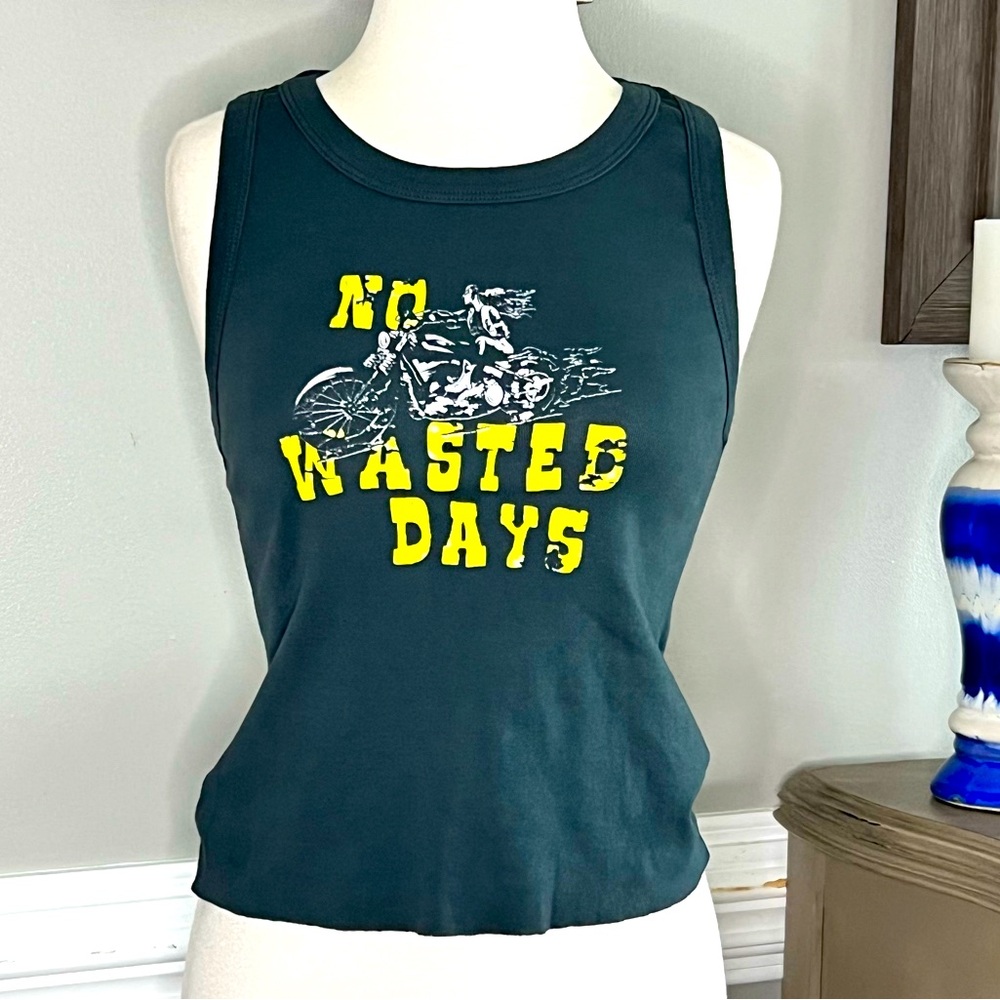 Daydreamer Tank No Wasted Days!!